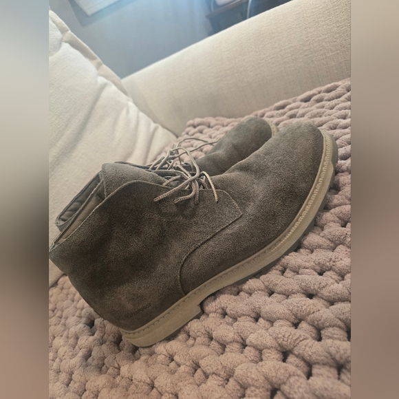 Sorel Men's Suede Chukka Boots Sz 12 - Picture 1 of 2